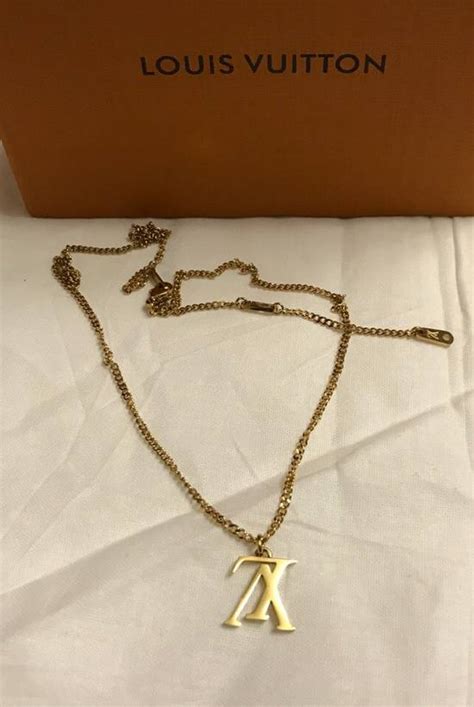 lv upside down necklace